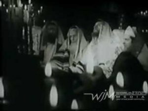 Moishe Oysher sings "Kol Nidre" - 1939 Yiddish film