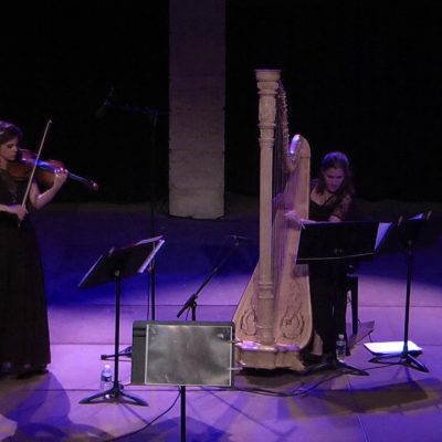 Oyfn Pripetchik – Isabelle Durin, violin & Agnès Peytour, harpe